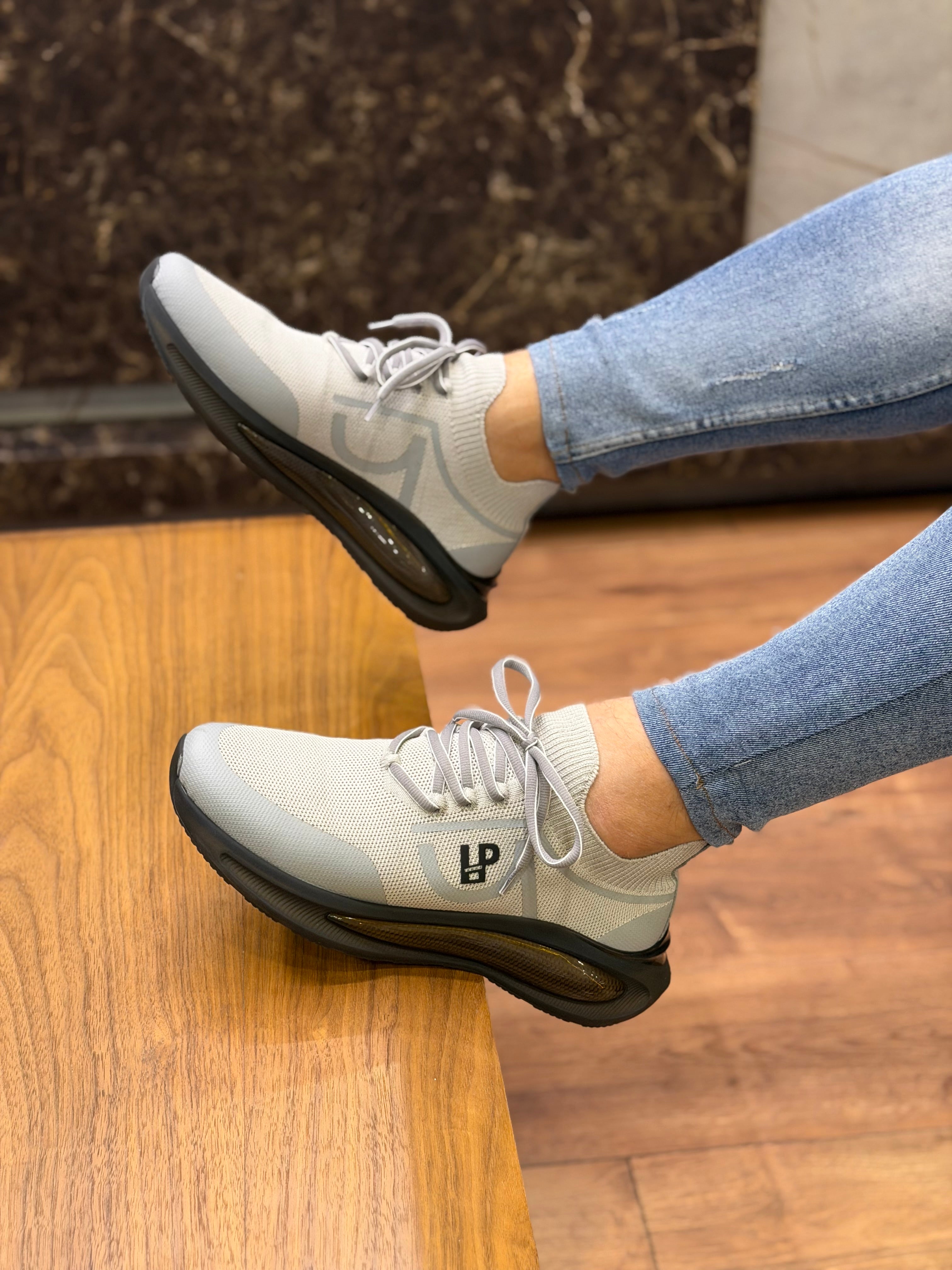 1112 TRİKO SNEAKERS