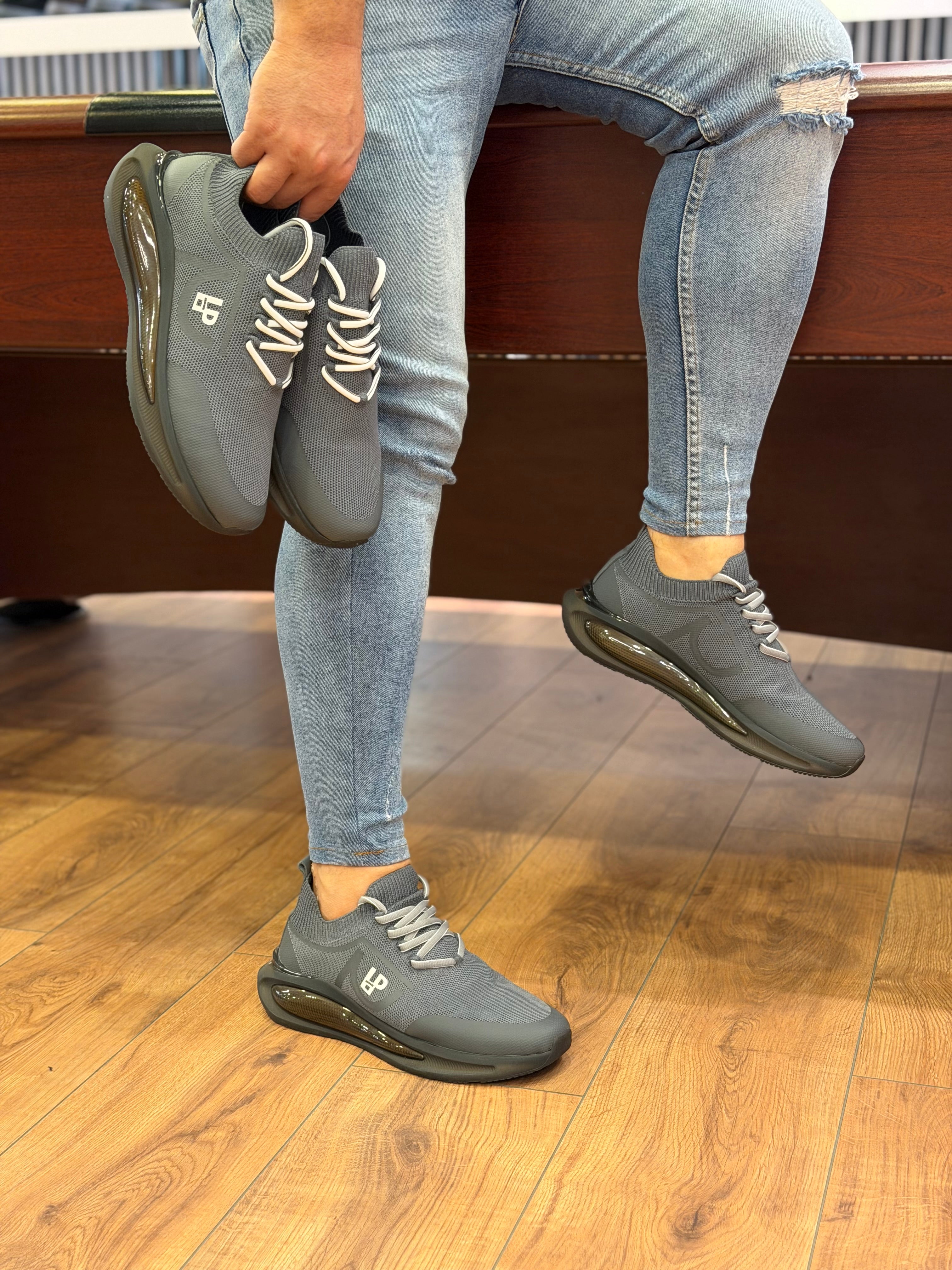 1112 TRİKO SNEAKERS