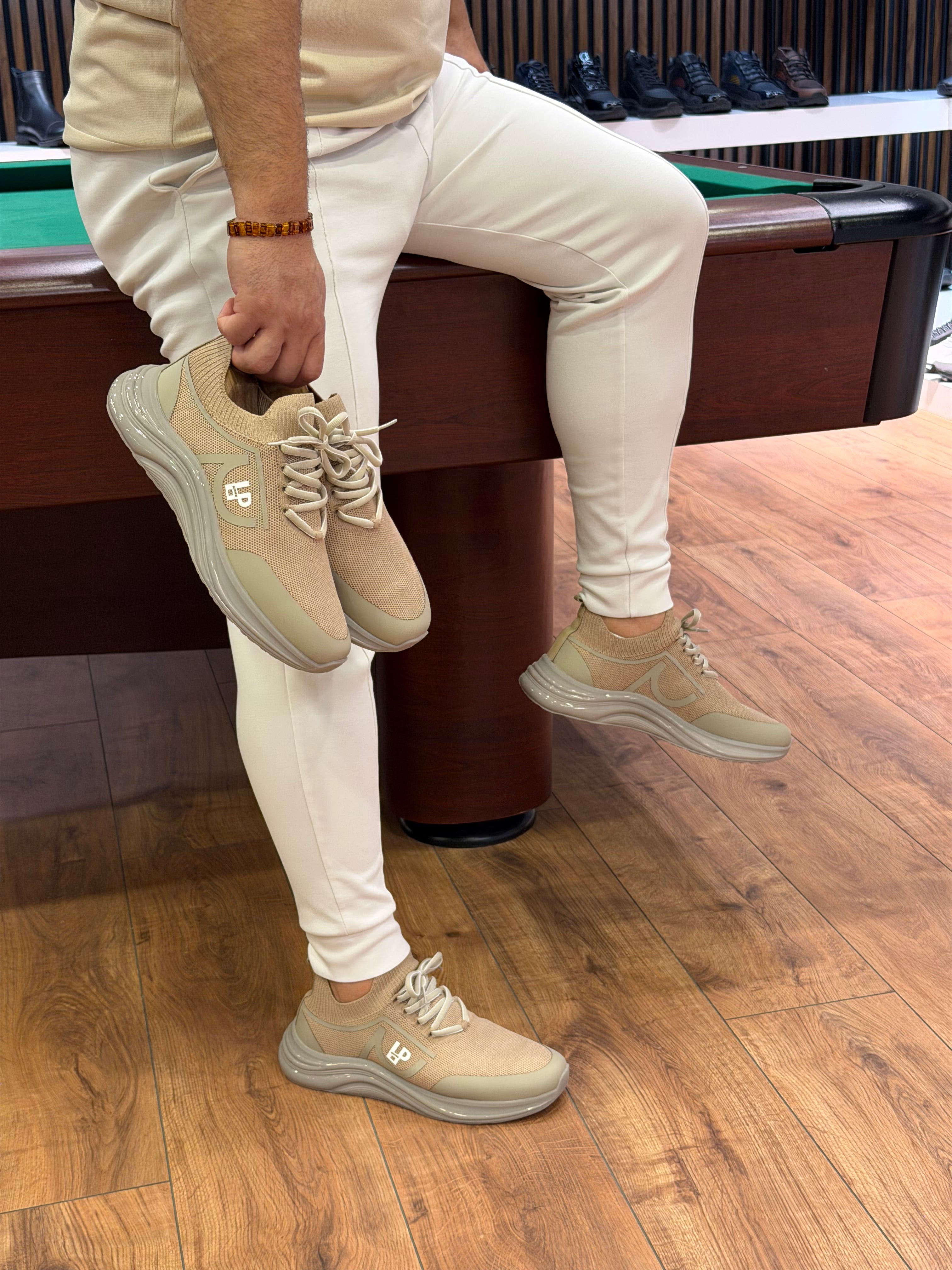 1112 TRİKO SNEAKERS